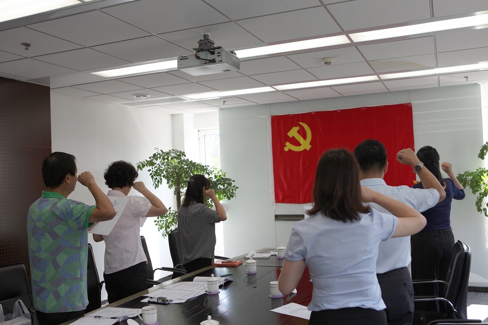 ManBetX(万博体育)APP官网|英超狼队和水晶宫全球赞助同伴