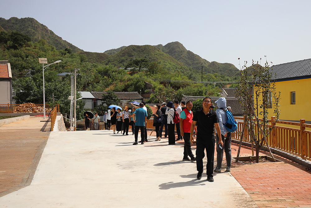 ManBetX(万博体育)APP官网|英超狼队和水晶宫全球赞助同伴