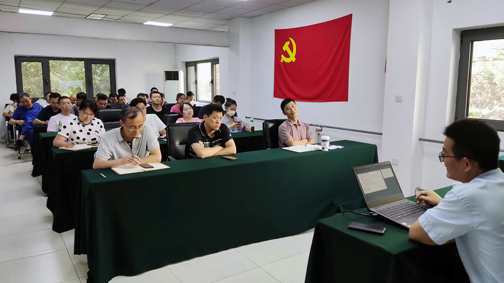 ManBetX(万博体育)APP官网|英超狼队和水晶宫全球赞助同伴