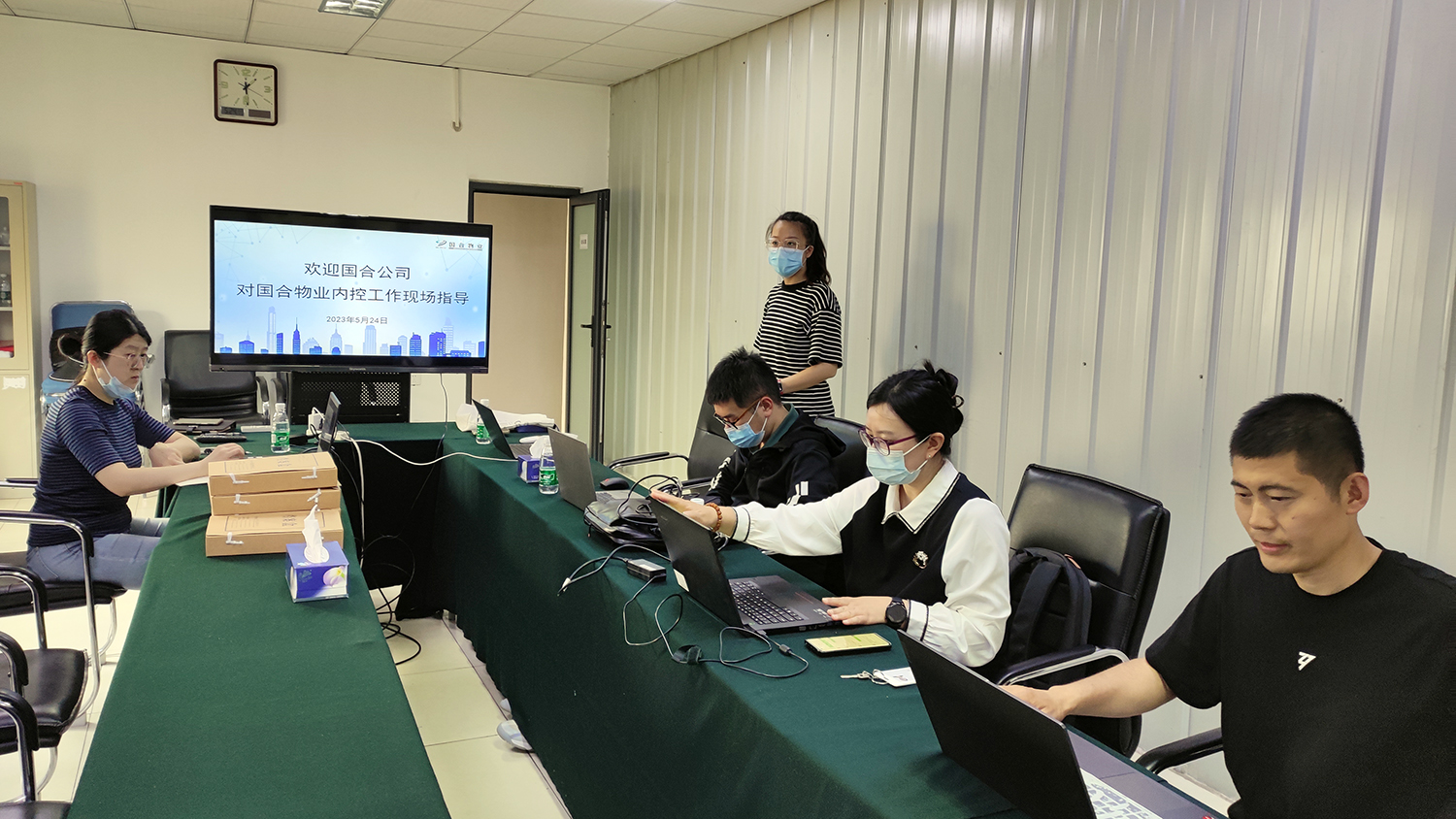 ManBetX(万博体育)APP官网|英超狼队和水晶宫全球赞助同伴