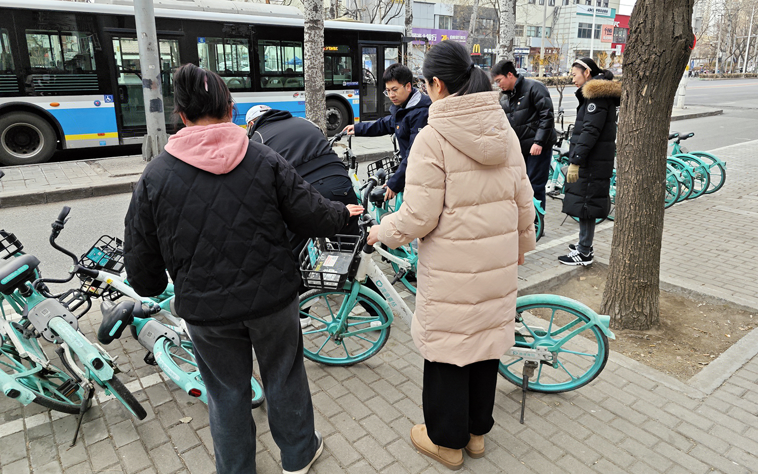 ManBetX(万博体育)APP官网|英超狼队和水晶宫全球赞助同伴