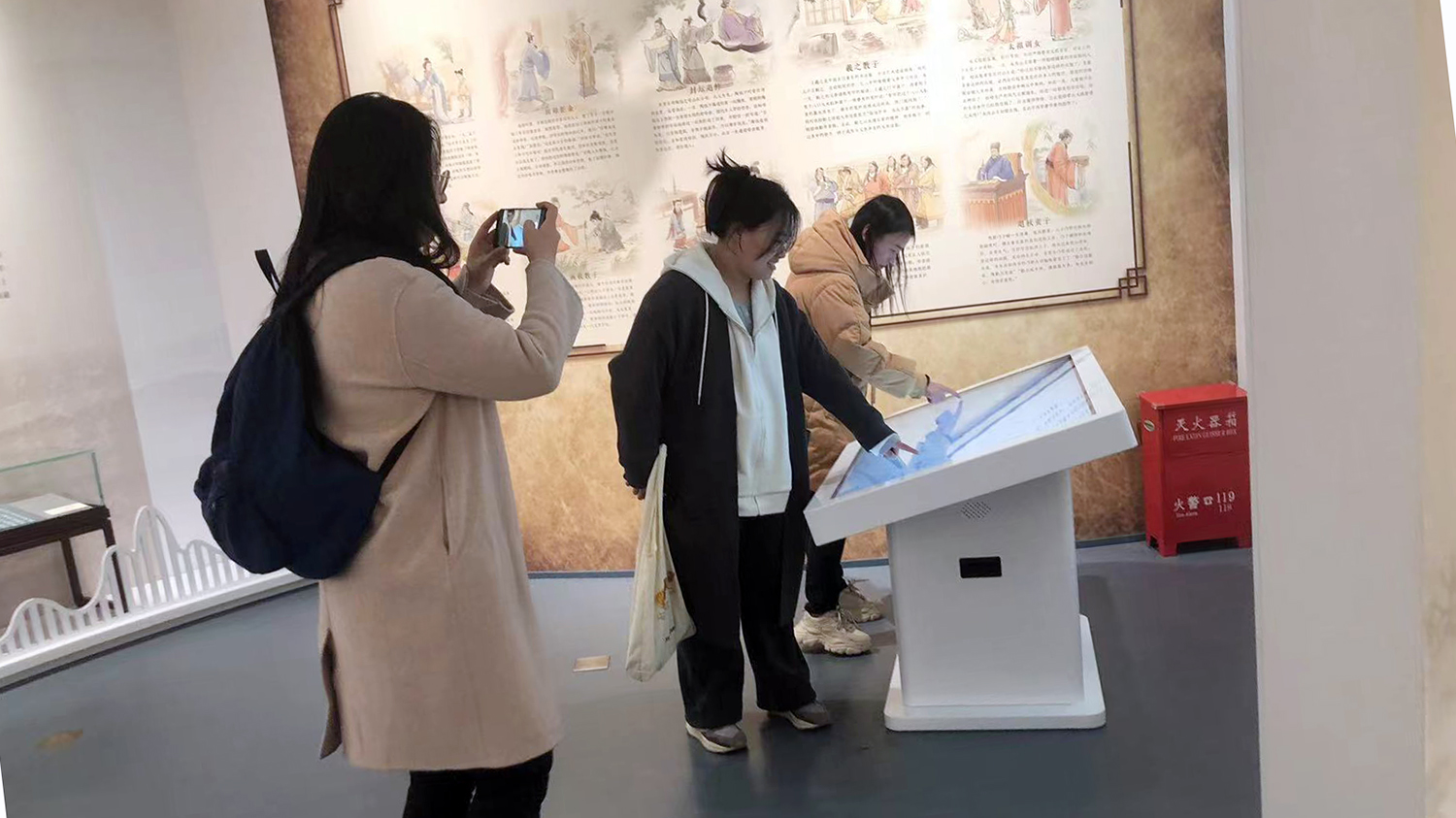 ManBetX(万博体育)APP官网|英超狼队和水晶宫全球赞助同伴