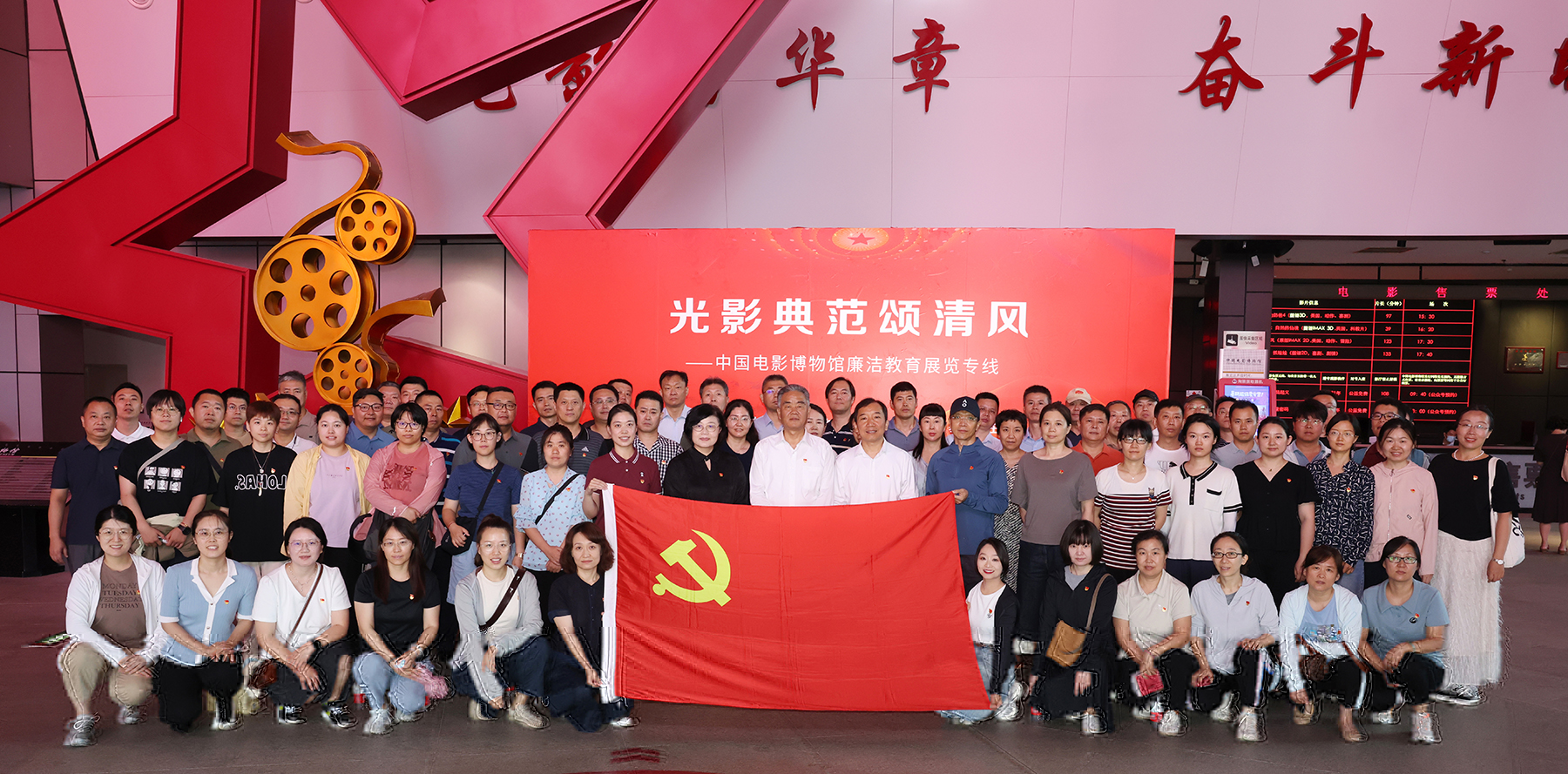 ManBetX(万博体育)APP官网|英超狼队和水晶宫全球赞助同伴