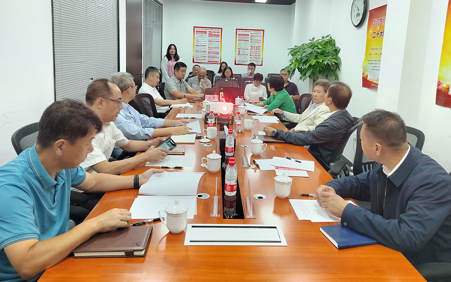 ManBetX(万博体育)APP官网|英超狼队和水晶宫全球赞助同伴