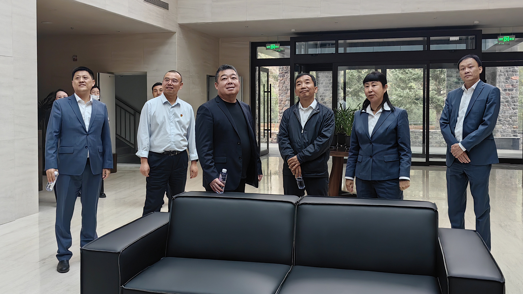 ManBetX(万博体育)APP官网|英超狼队和水晶宫全球赞助同伴