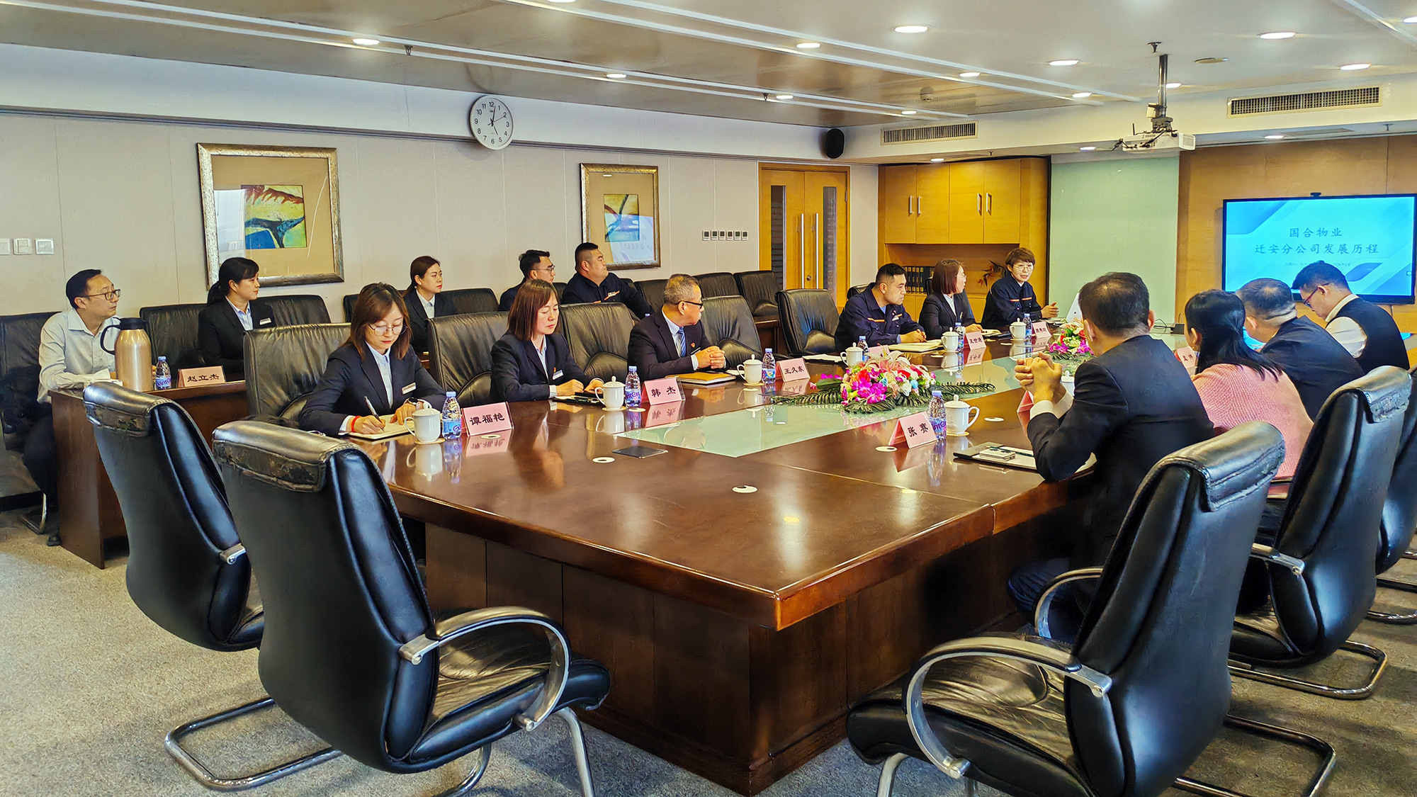 ManBetX(万博体育)APP官网|英超狼队和水晶宫全球赞助同伴