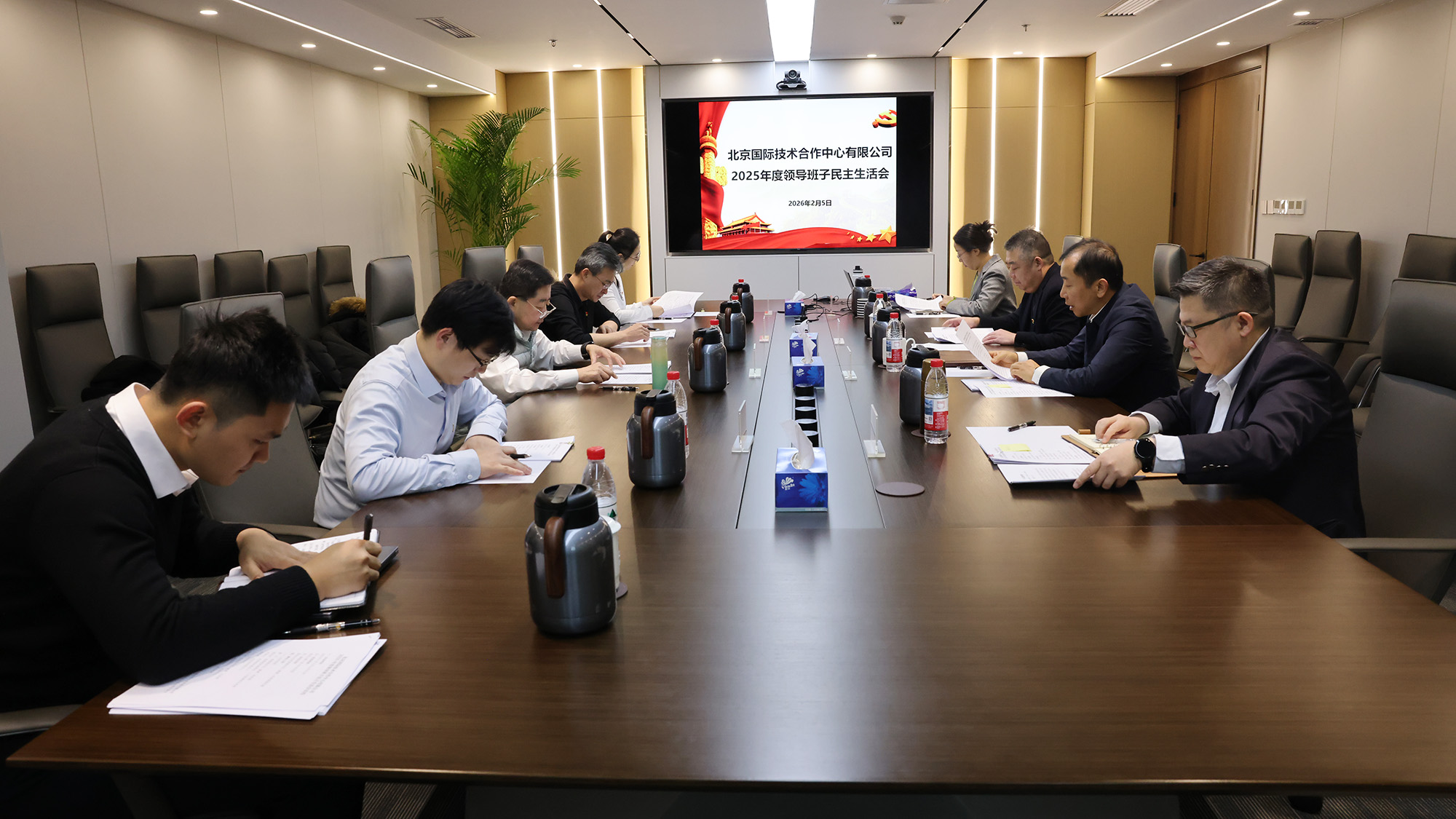 ManBetX(万博体育)APP官网|英超狼队和水晶宫全球赞助同伴